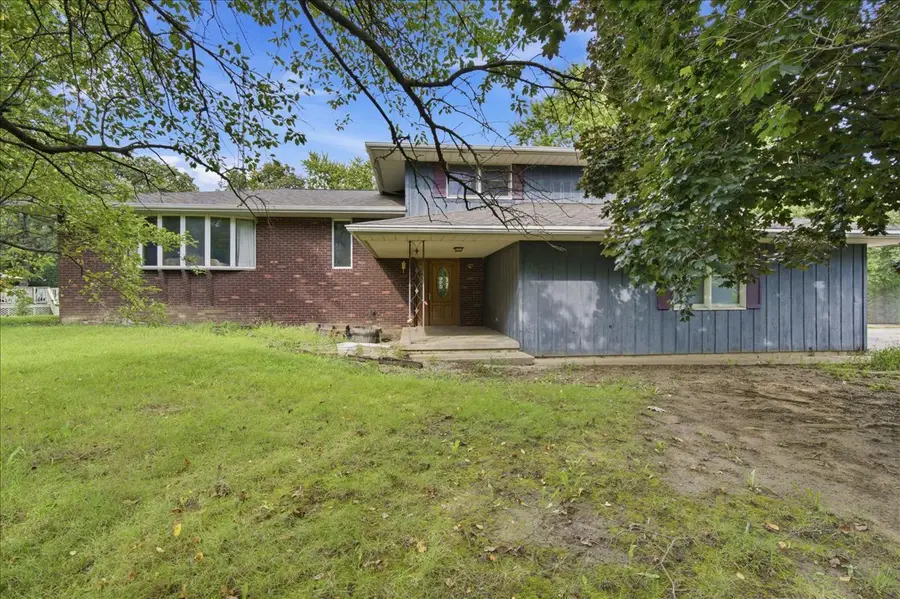 13 Timber Ridge Drive, Fairbury, IL 61739 - #2
