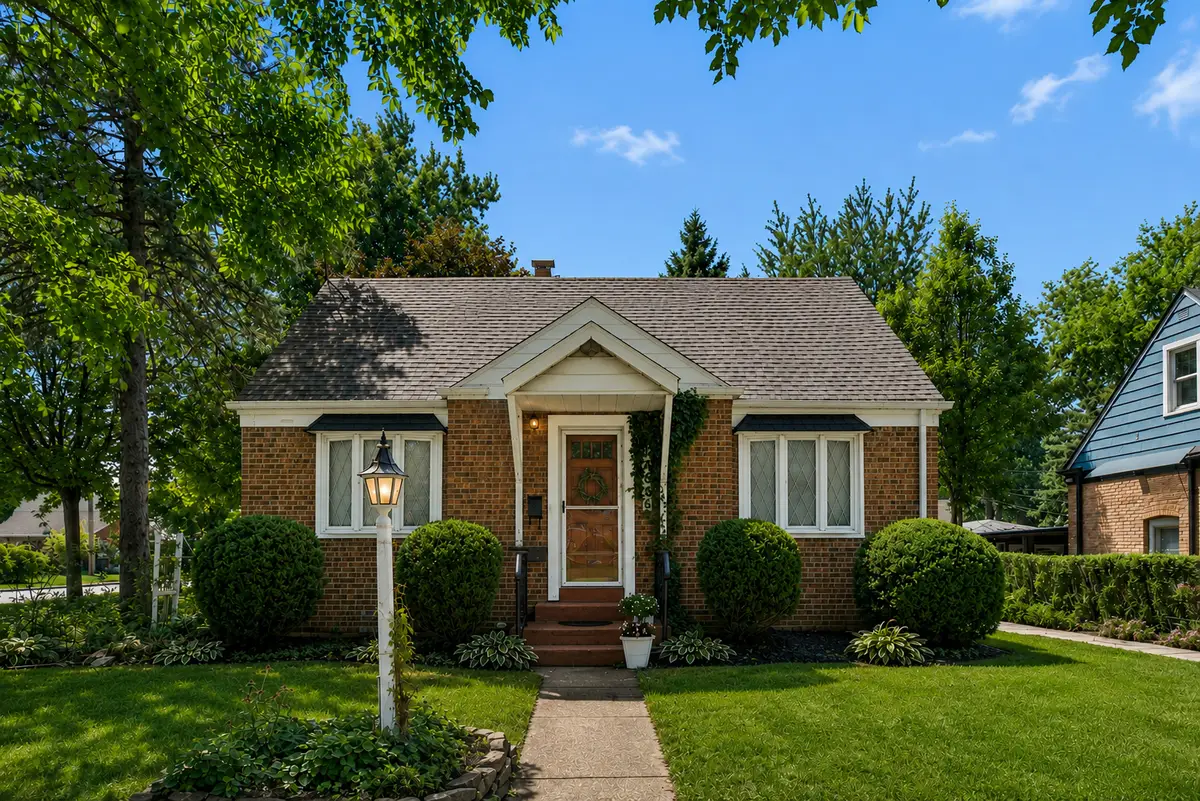 17856 Commercial Avenue, Lansing, IL 60438 - #1