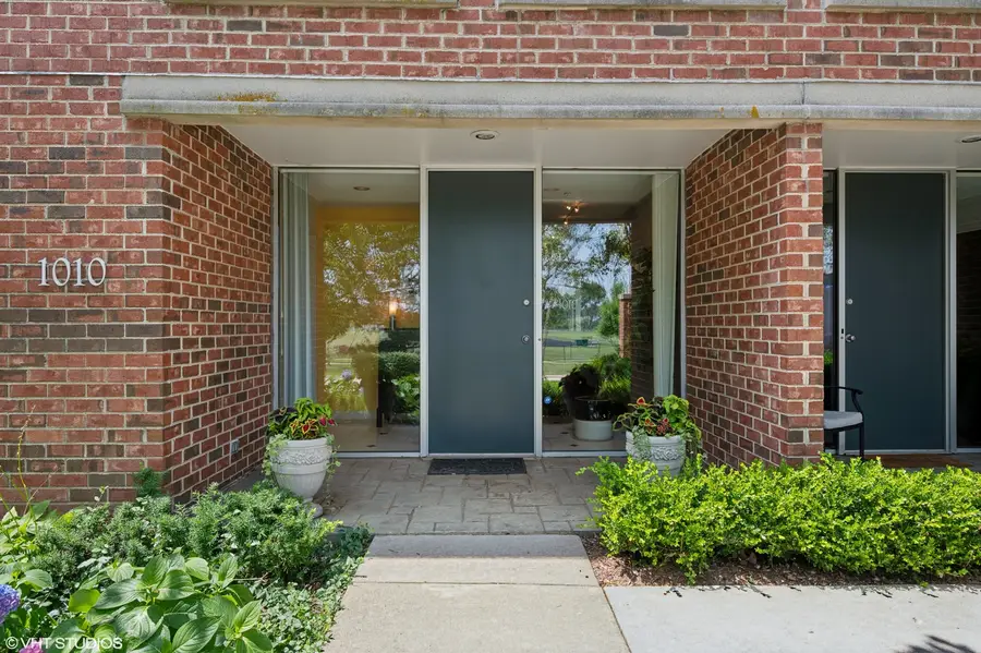 1010 Arbor Lane, Northfield, IL 60093 - #2