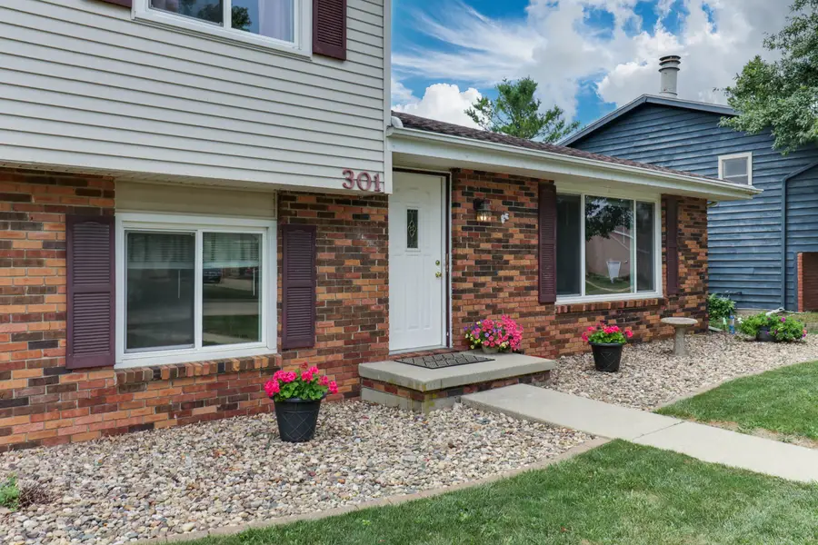301 Garden Road, Normal, IL 61761 - #3