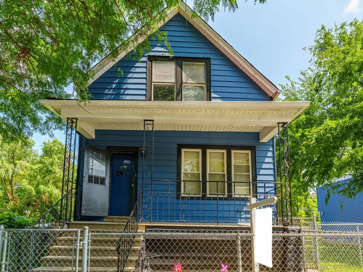 6731 S Loomis Boulevard, Chicago, IL 60636 - #1
