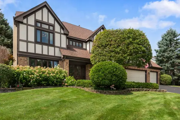 301 Ambria Drive, Mundelein, IL 60060