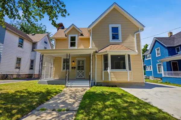 404 Lincoln Street, Harvard, IL 60033