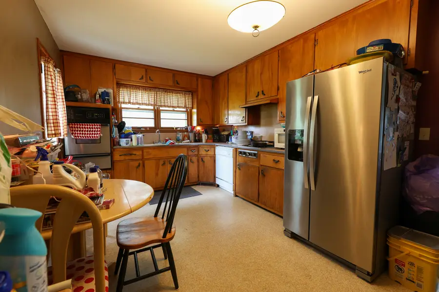 3960 N Higgin Switch Road, Olney, IL 62450 - #3
