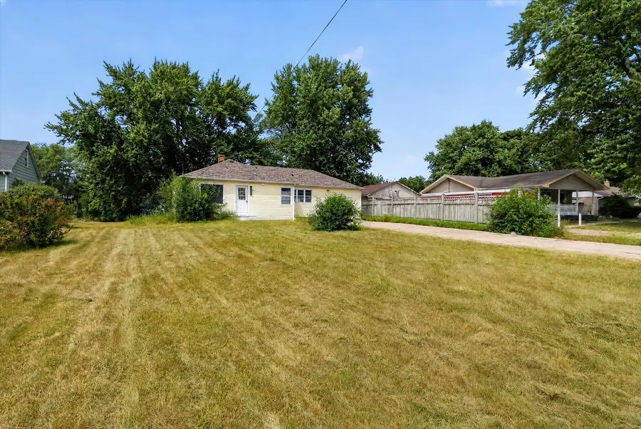 2076 Will James Road, Rockford, IL 61109 - #3