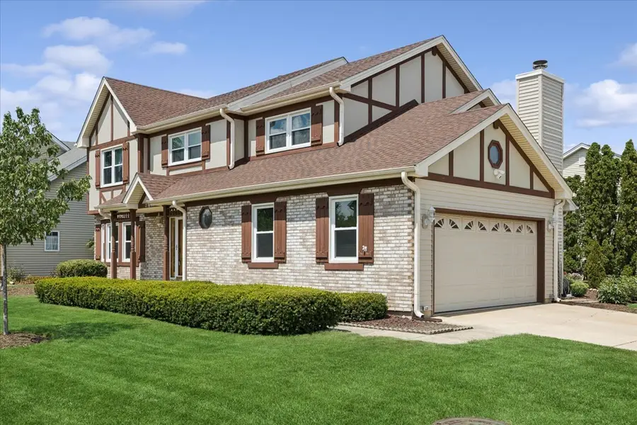 27W390 Waterford Drive, Winfield, IL 60190 - #2