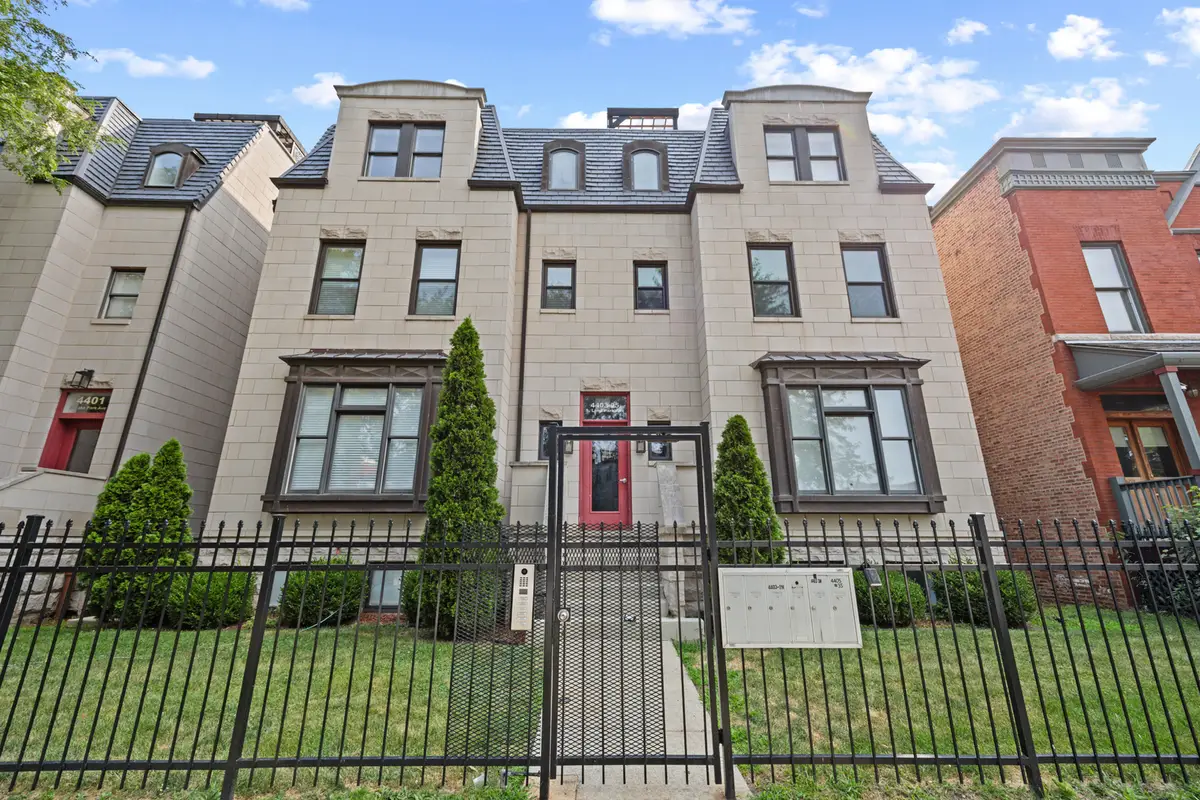 4405 S Lake Park Avenue #2, Chicago, IL 60653 - #1