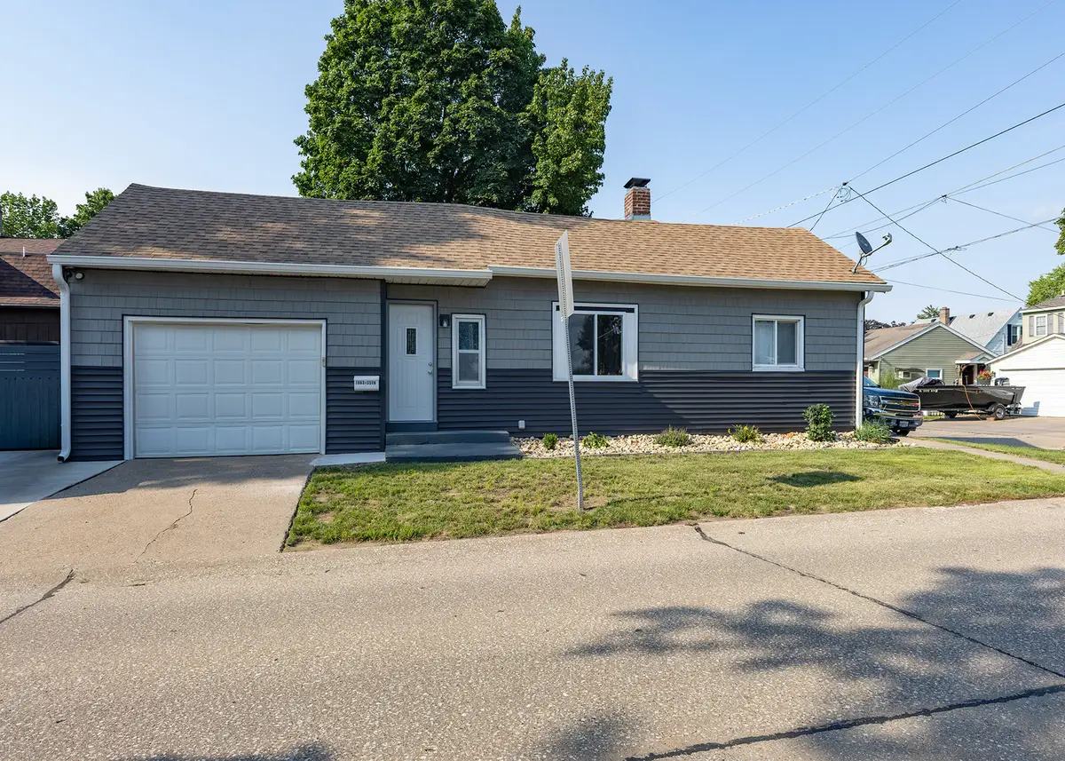 1863 35th Street, Rock Island, IL 61201 - #1