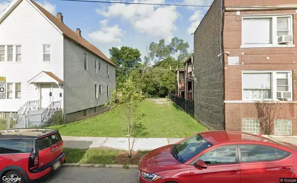 7004 S Racine Avenue, Chicago, IL 60636