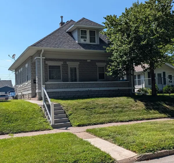 258 7th Street, Silvis, IL 61282