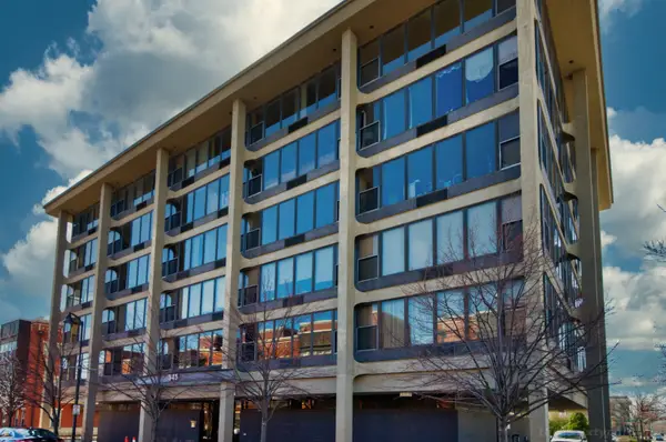 345 E Eastgate Place #604, Chicago, IL 60616