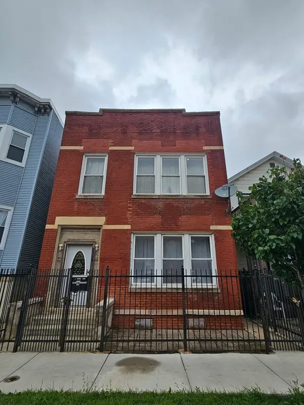 2318 W Grand Avenue, Chicago, IL 60612