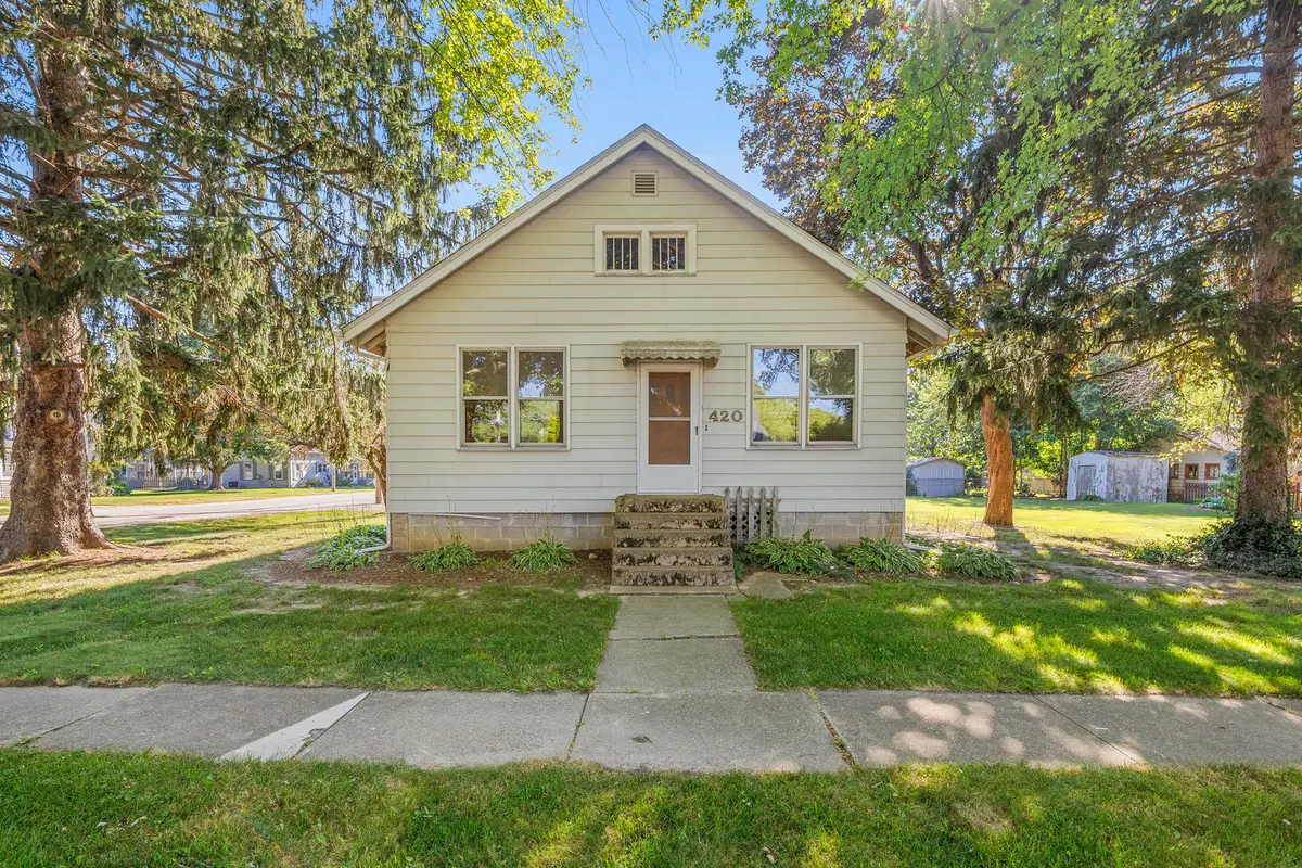 420 N Hugh Street, Plano, IL 60545 - #1