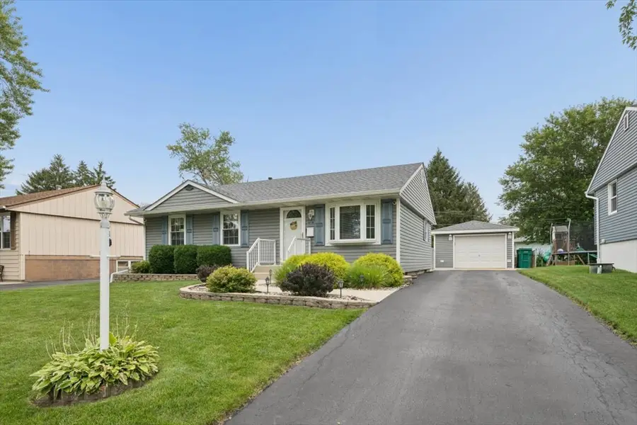 104 Sunset Strip, Joliet, IL 60435 - #2