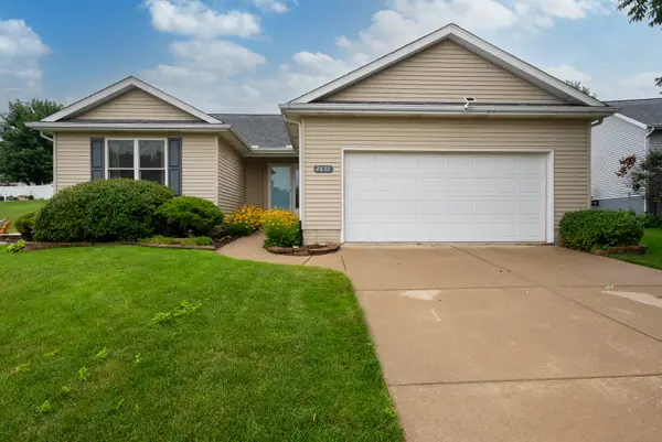 2632 Revo Road, Davenport, IA 52806