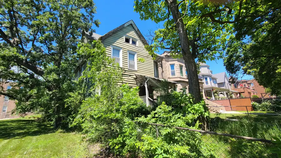7048 S Perry Avenue, Chicago, IL 60621 - #2