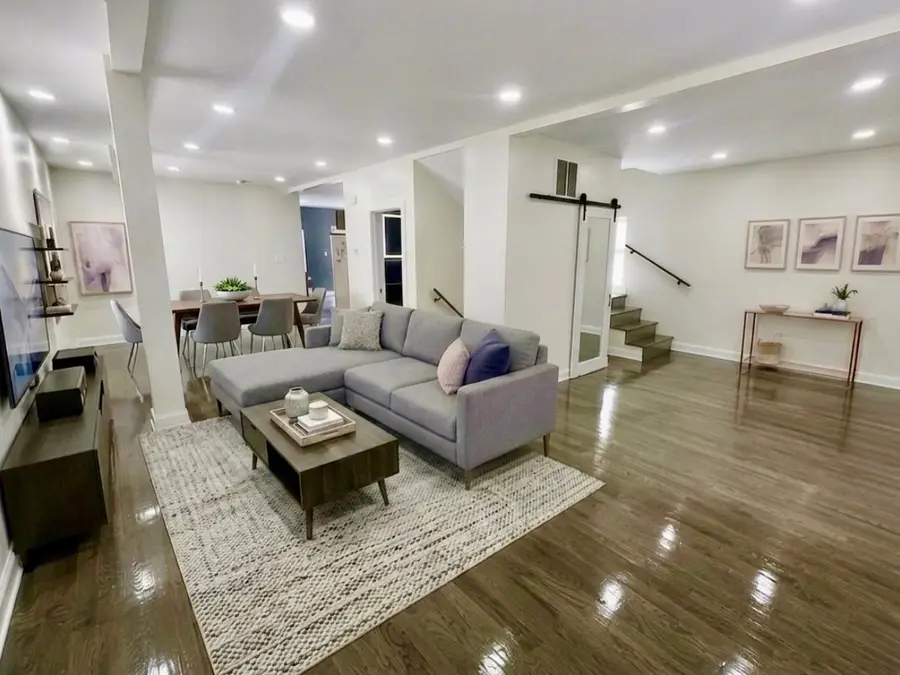 8015 S Avalon Avenue, Chicago, IL 60619 - #3