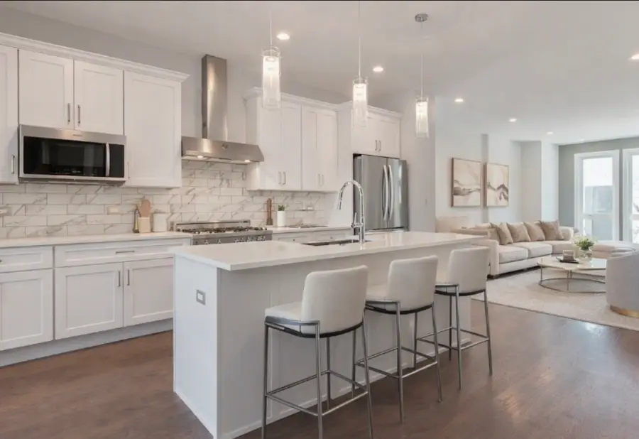 3915 S Calumet Avenue, Chicago, IL 60653 - #3