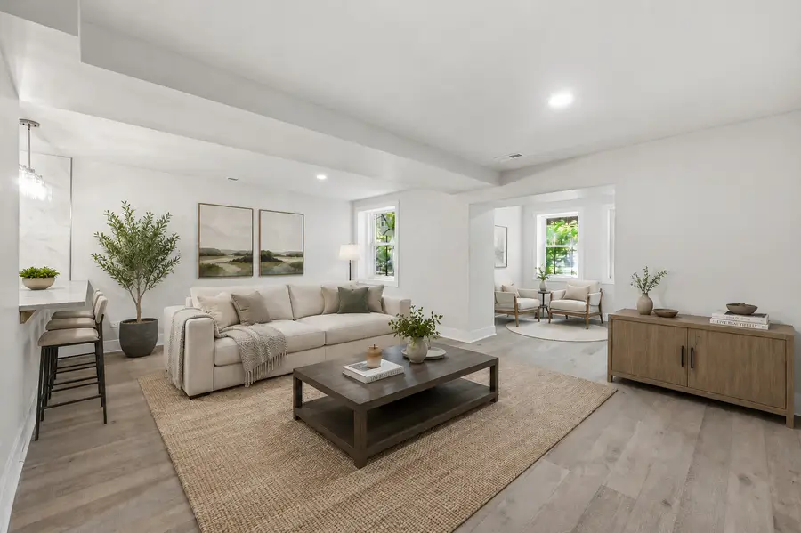 6335 N Magnolia Avenue #G, Chicago, IL 60660 - #2
