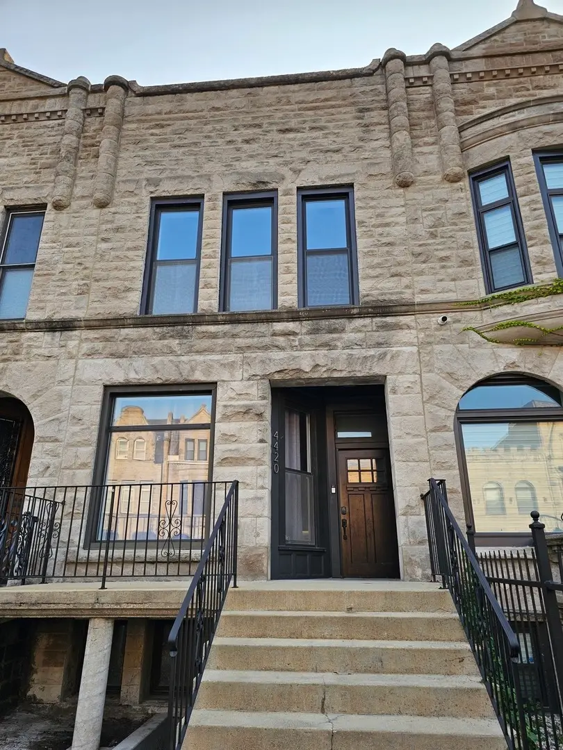 4420 S Berkeley Avenue, Chicago, IL 60653 - #2