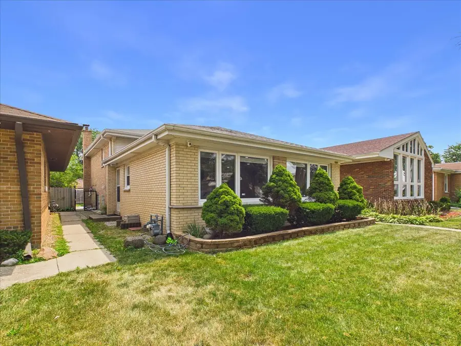 7427 Keeler Avenue, Skokie, IL 60076 - #3