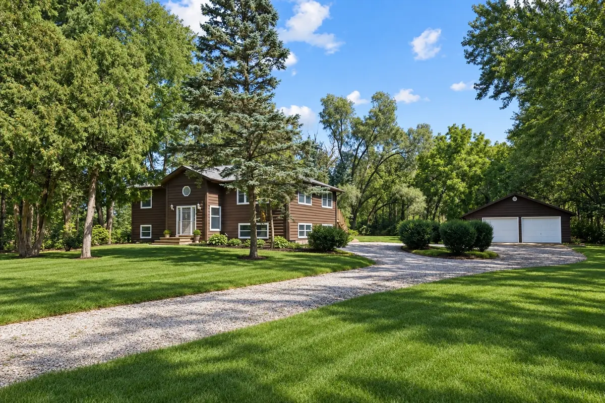 4512 S Ridgeway Road, Ringwood, IL 60072 - #1