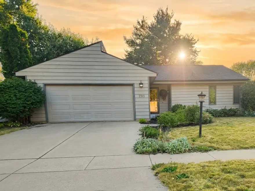 2315 Osage Drive, Champaign, IL 61821 - #1
