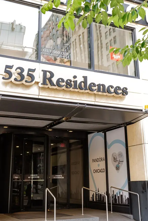 535 N Michigan Avenue #909, Chicago, IL 60611