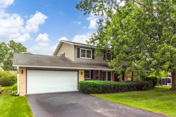 1109 Lancaster Avenue, Elk Grove Village, IL 60007
