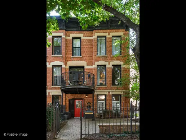 2044 N Bissell Street, Chicago, IL 60614