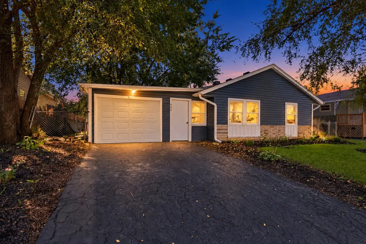 843 Navajo Drive, Carpentersville, IL 60110 - #1