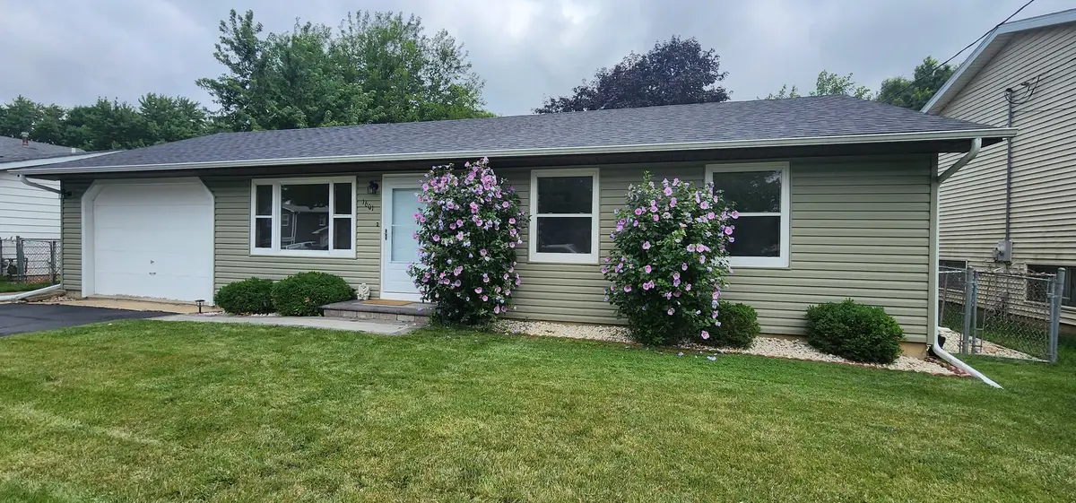 1601 Williams Avenue, Round Lake Beach, IL 60073 - #1