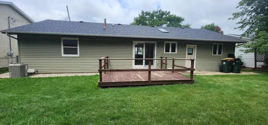 1601 Williams Avenue, Round Lake Beach, IL 60073 - #2