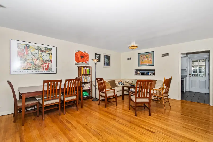 3135 Central Street, Evanston, IL 60201 - #3