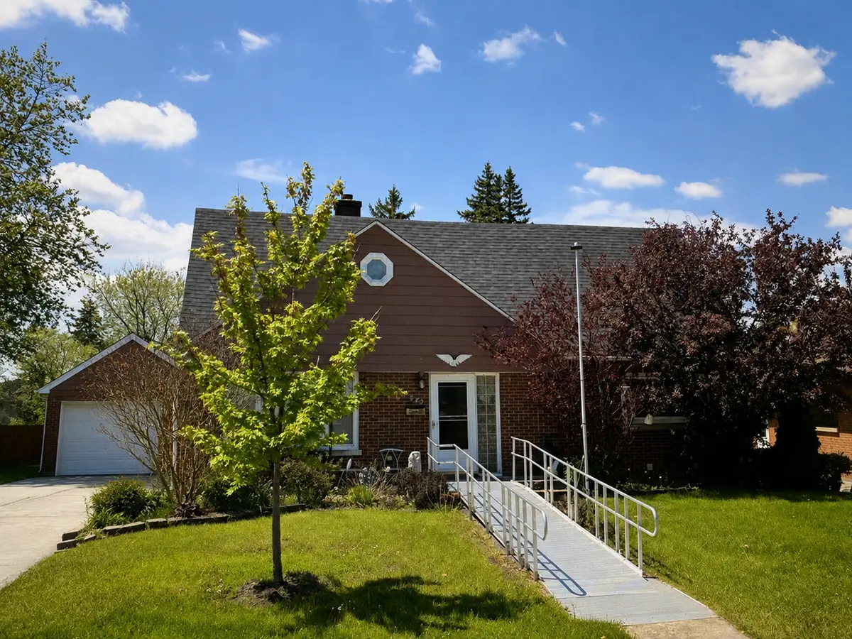 842 N Memorial Drive, Chicago Heights, IL 60411 - #1