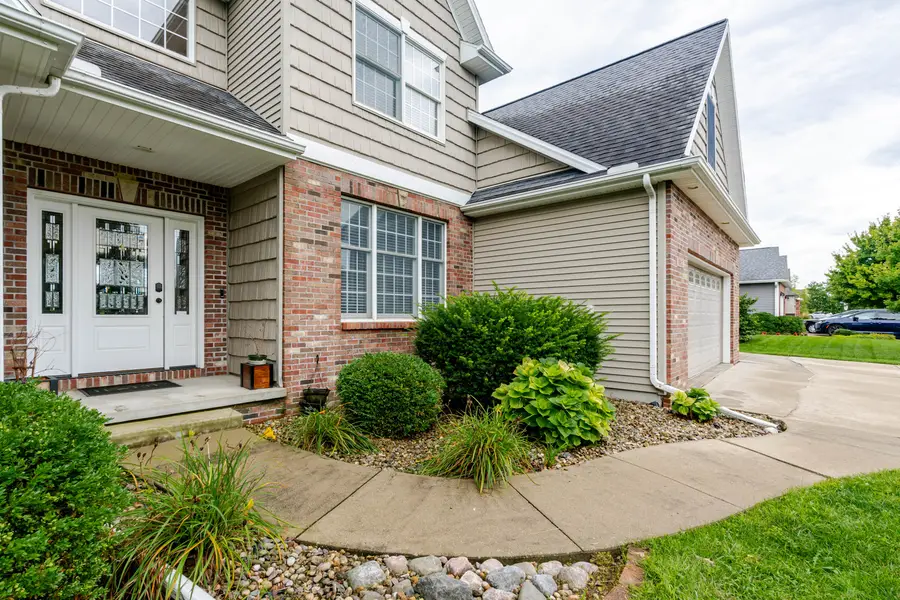 3913 Baywood Road, Bloomington, IL 61705 - #2