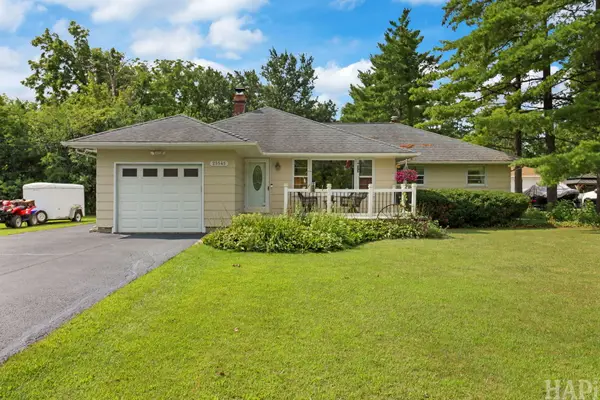 25545 Old Grass Lake Road, Antioch, IL 60002