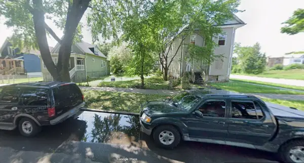 6704 S Peoria Street, Chicago, IL 60621