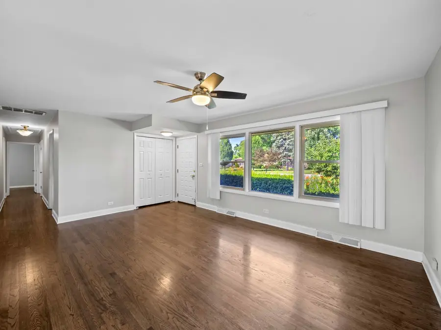 415 Tennyson Road, Bartlett, IL 60103 - #3