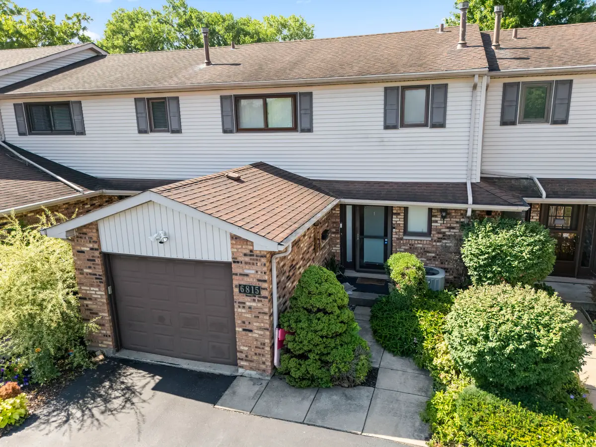 6815 Brementowne Drive, Tinley Park, IL 60477 - #1