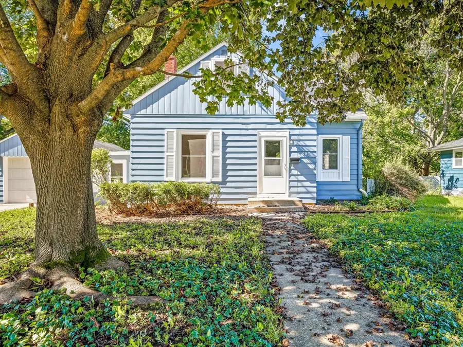 407 Glendale Avenue, Rockford, IL 61108 - #2