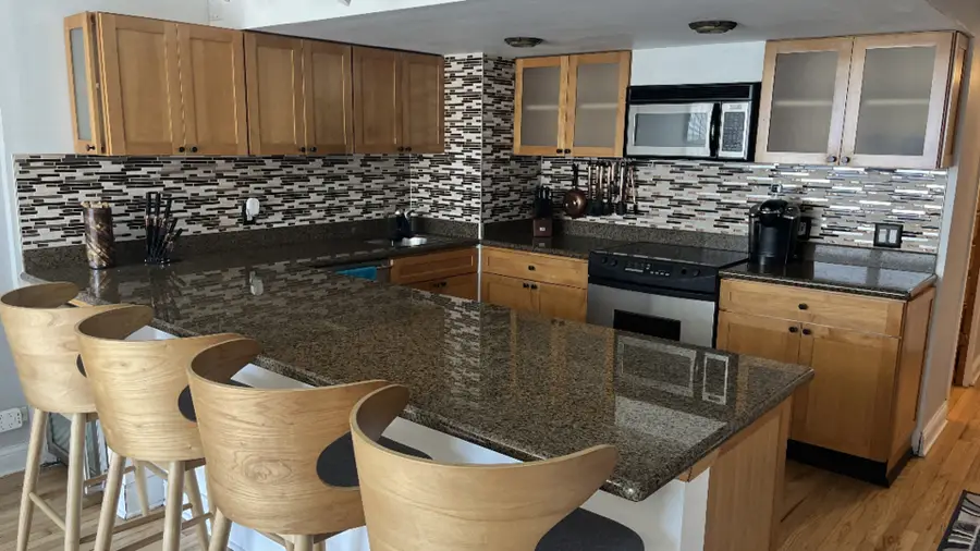 21 W Goethe Street #17H, Chicago, IL 60610 - #2