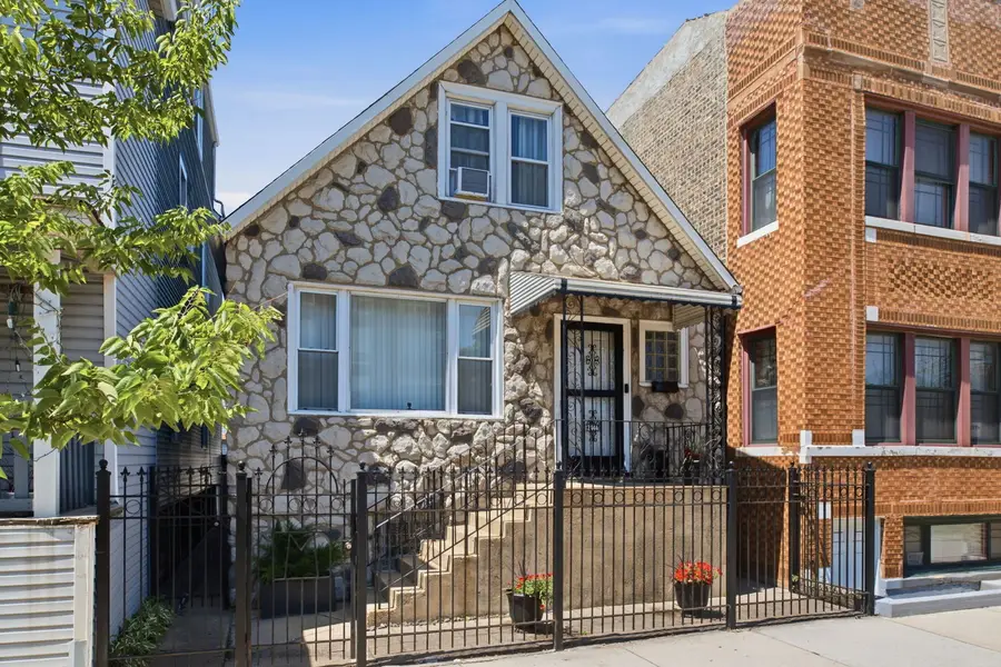 2444 N Western Avenue, Chicago, IL 60647 - #2