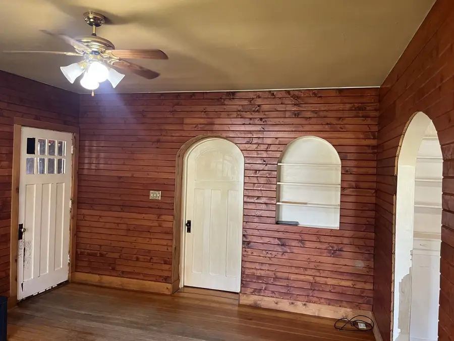 212 Tinley Avenue, Depue, IL 61322 - #2