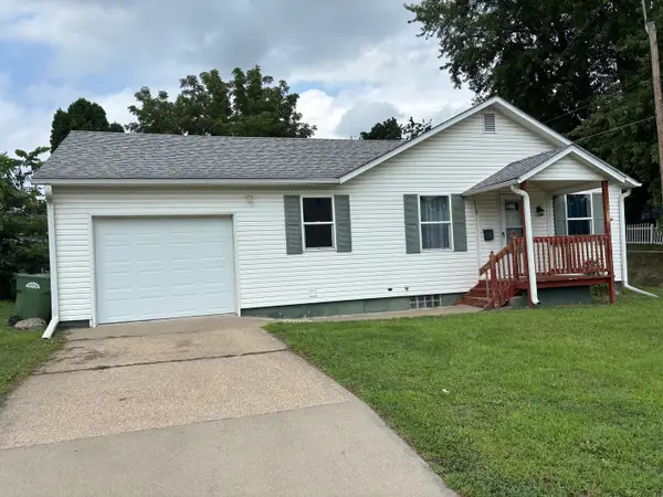 118 29th Avenue, Clinton, IA 52732