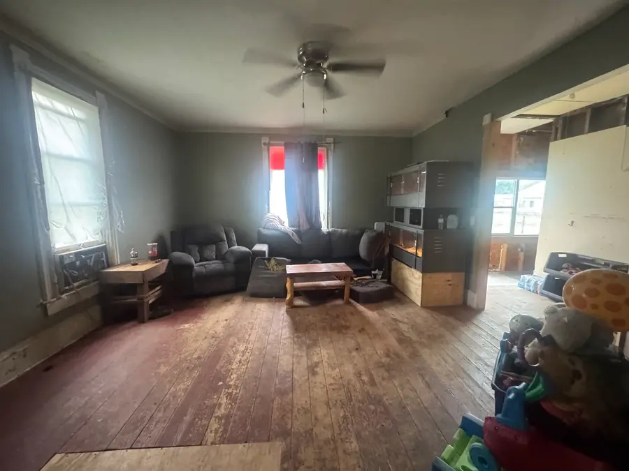 504 Washington Street, Keithsburg, IL 61442 - #2