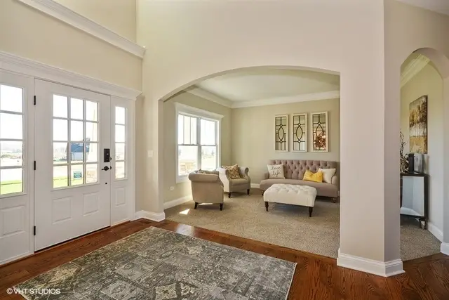 464 Prairie Ridge Lane, North Aurora, IL 60542 - #2