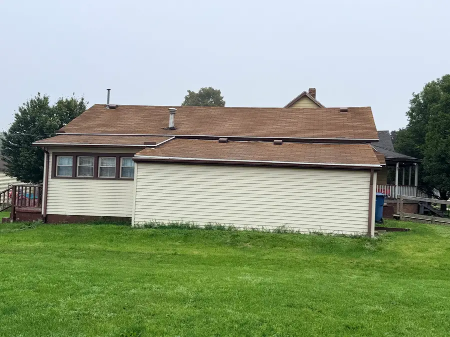 211 N 3rd Street, Hoopeston, IL 60942 - #2