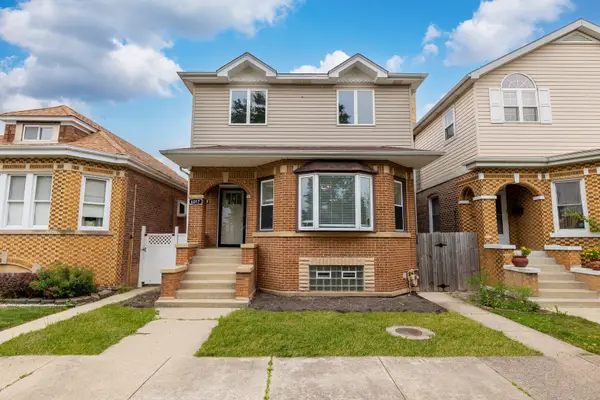 6017 S Monitor Avenue, Chicago, IL 60638