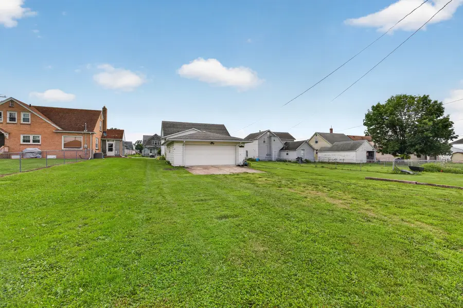 403 Washington Avenue, Lowden, IA 52255 - #2